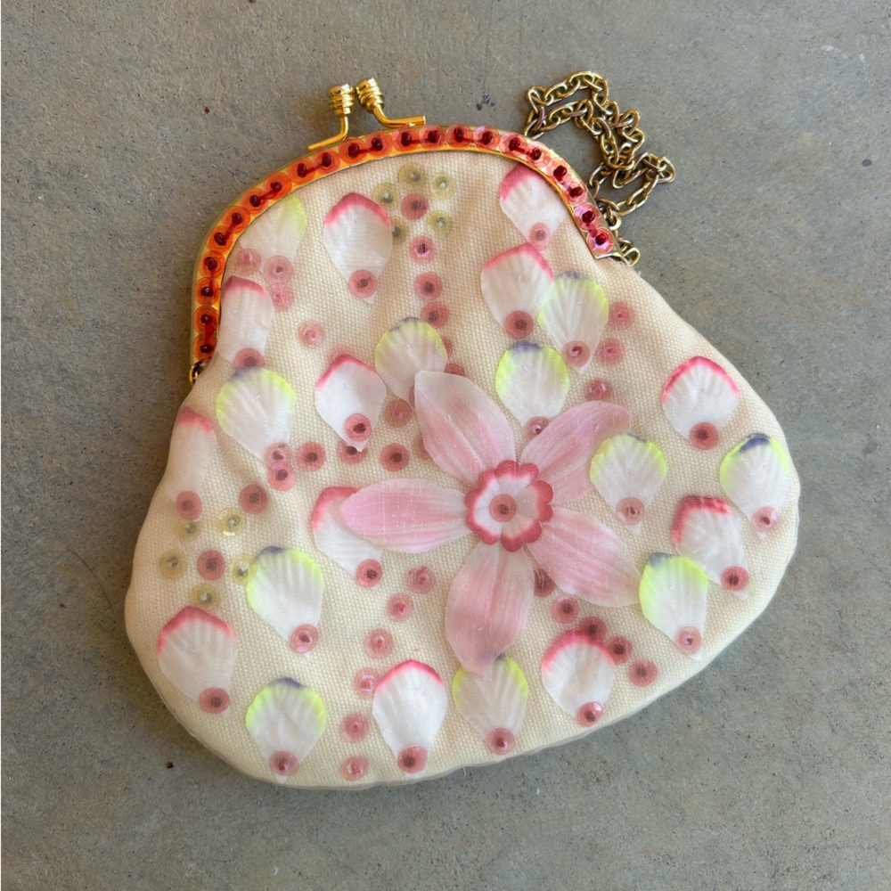 Ipa-Nima Snap Wristlet made in Hanoi